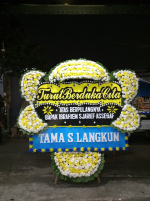 Papan Bunga Duka di Batuwarno